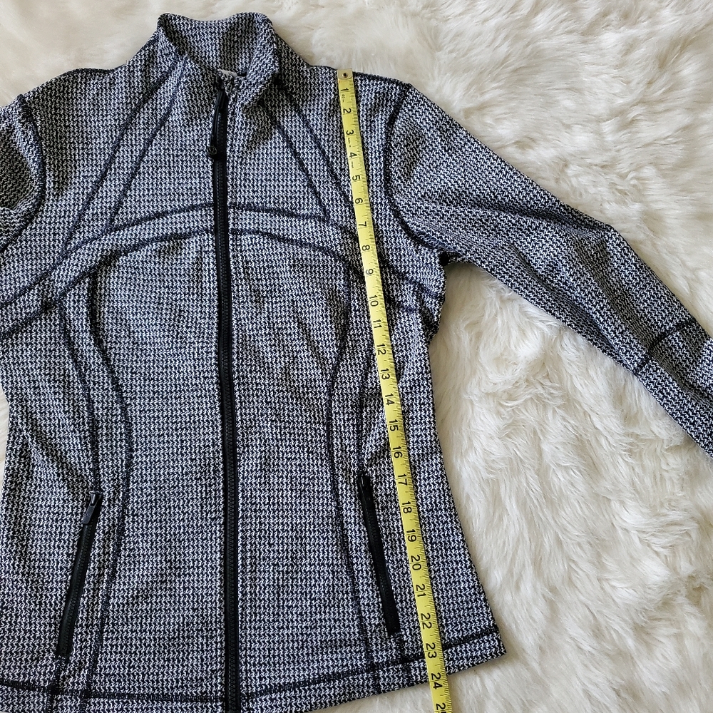 Lululemon Define Jacket In Teeny Tooth White And Black Size 10 - Picture 13 of 14